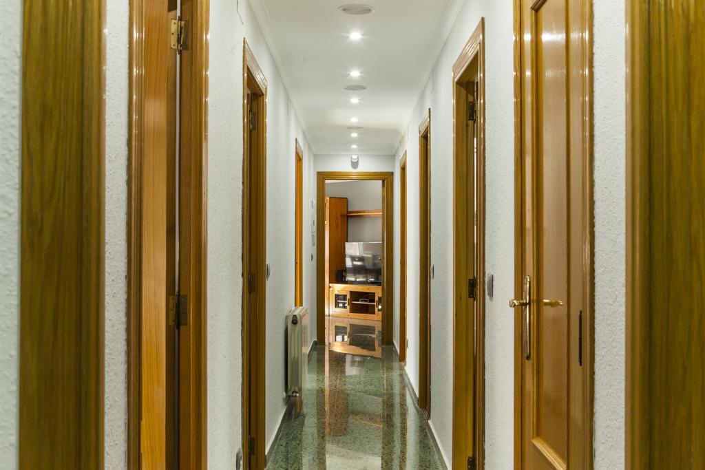 Vila Barbera Apartment Center Mid-Term Valencia Eksteriør billede