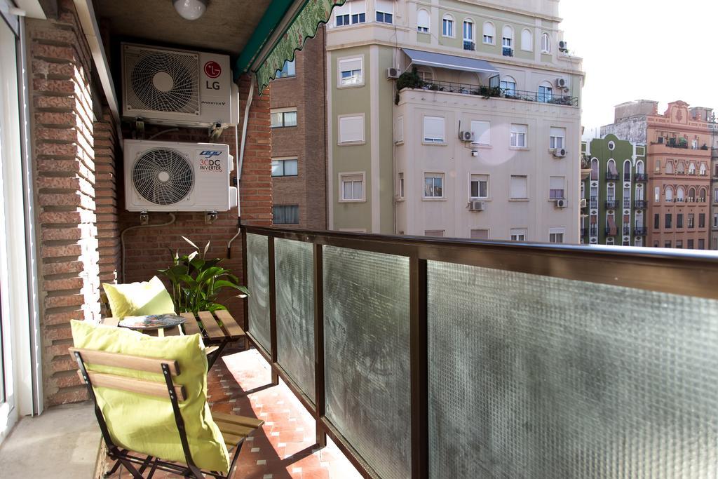 Vila Barbera Apartment Center Mid-Term Valencia Eksteriør billede