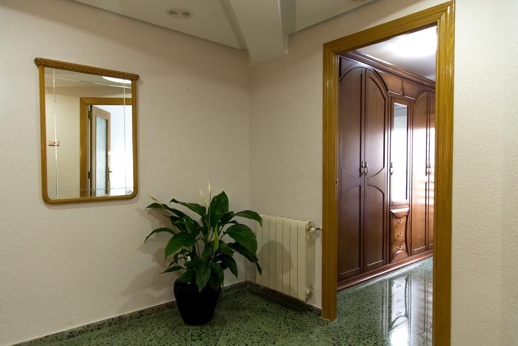 Vila Barbera Apartment Center Mid-Term Valencia Eksteriør billede